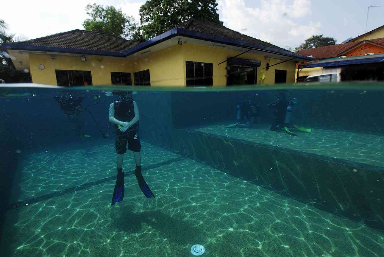 PADI Scuba Diving Courses in Kuala Lumpur | PJ Dive Center | Scuba ...